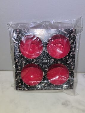 Maker Silicone Chocolate Mold  / Cocoa Bomb Mold